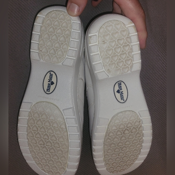 Nurse Mates Marcella white shoes 8M - Picture 3 of 5